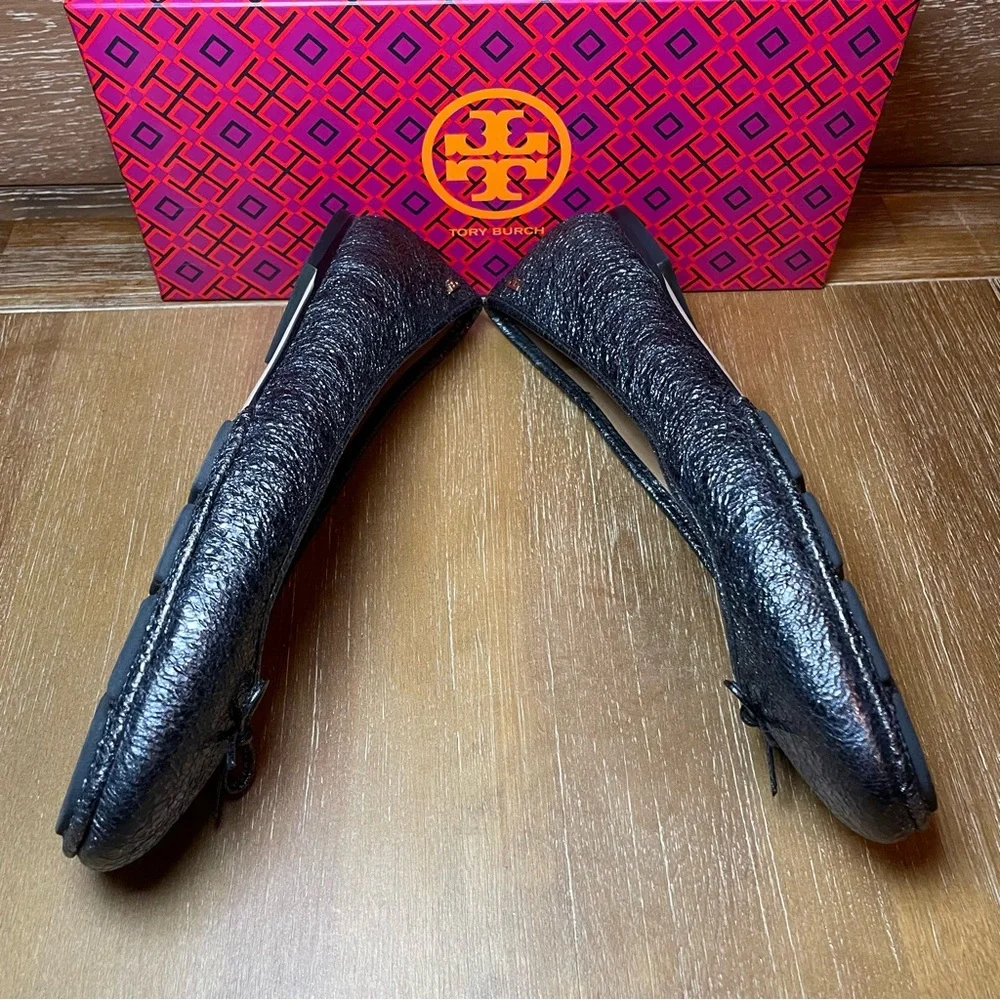 Tory Burch Laila 2 Driver Ballet Flat Navy Crinkle Metallic Size 9